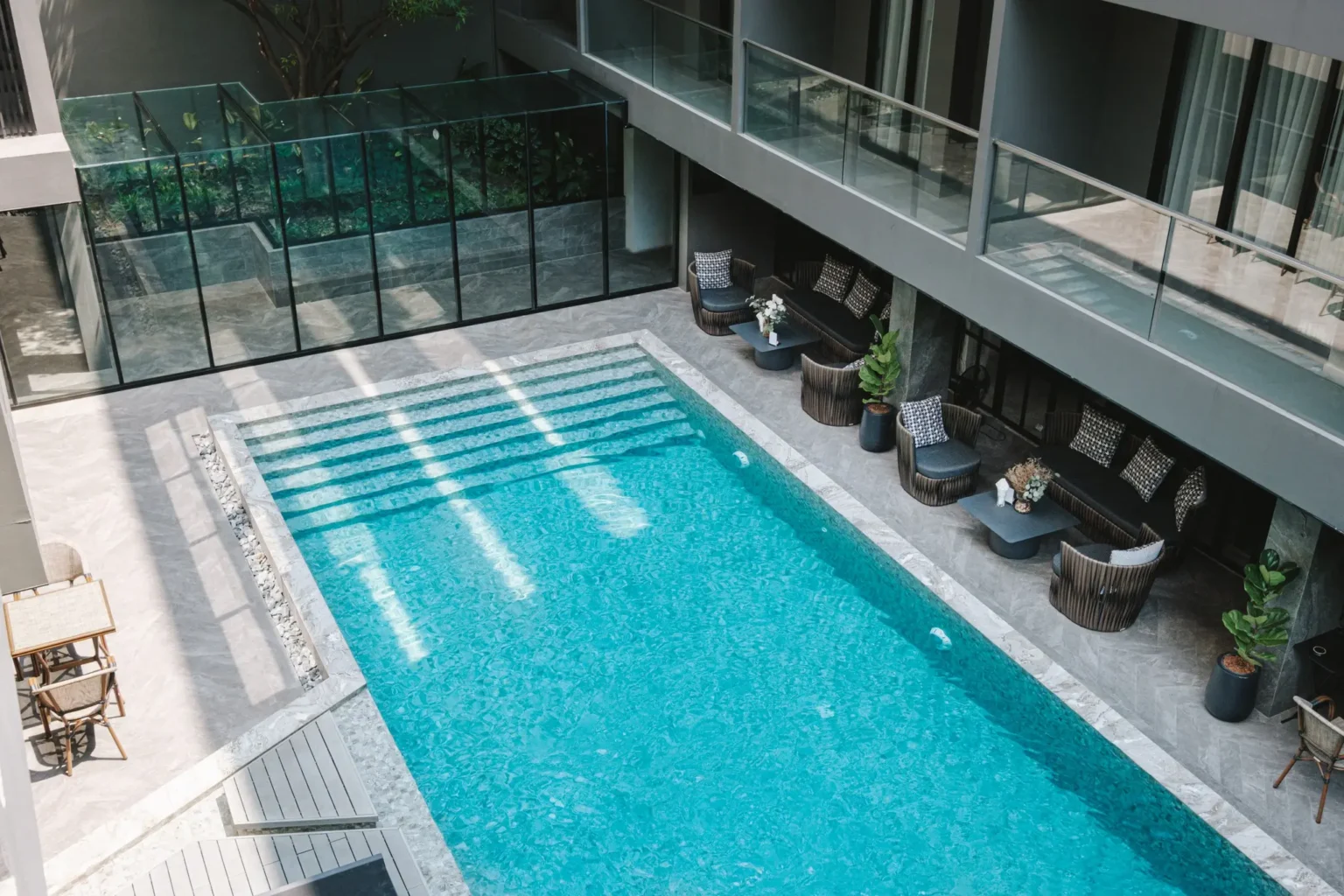 Cascade Hotel Bangkok 2