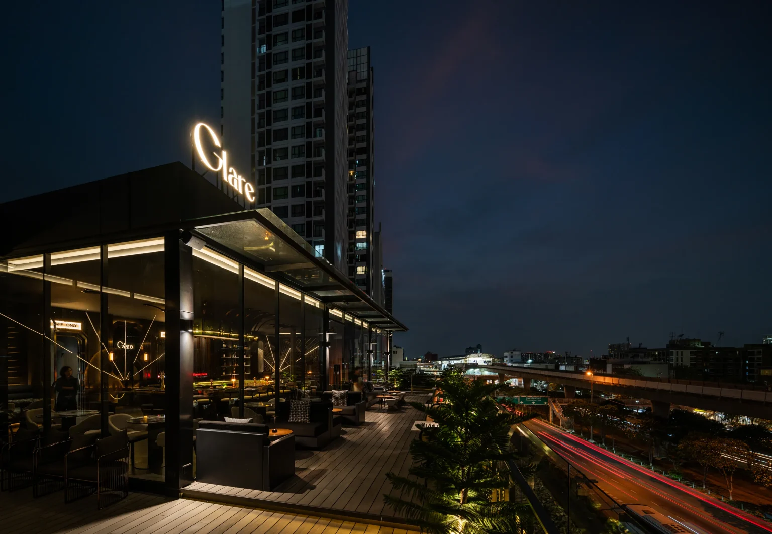 glare-eatery-bar-cascade-hotel-bangkok